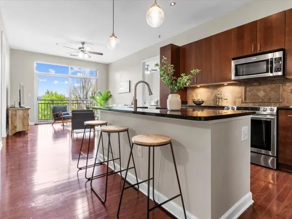711 Cosmopolitan Dr #347, Atlanta, GA 30324