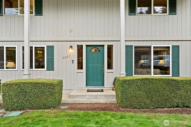 3rd image of 6607 Foster Drive SW