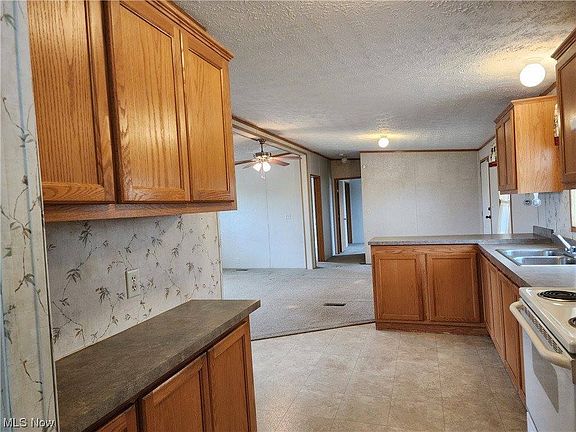 2nd image of 64270 Lydick Rd