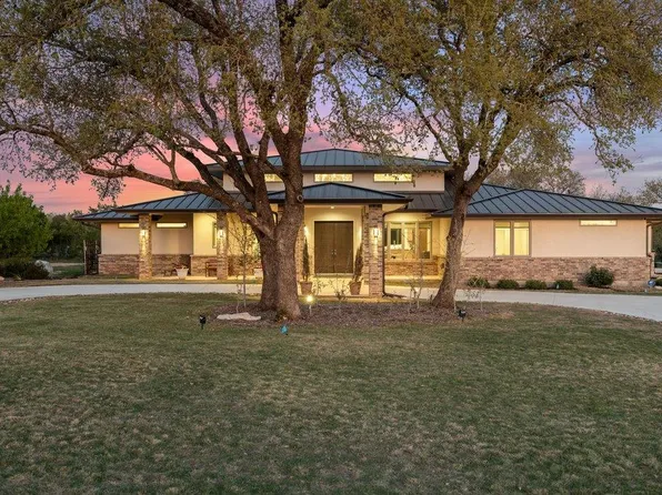 405 Spicewood Trails Dr, Spicewood, TX 78669