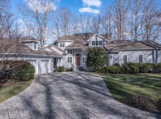 176 Little Cove Ln, Kilmarnock, VA 22482