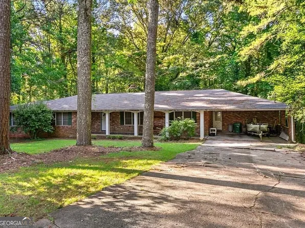 1354 Weston Dr, Decatur, GA 30032