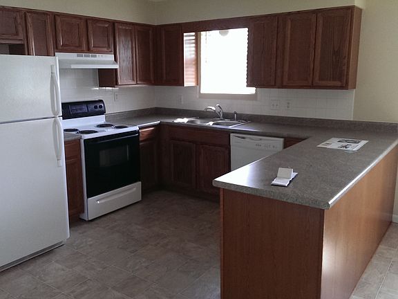 4th image of 403 Arden Dr