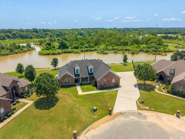 1306 Tupelo Ct, Jacksonville, AR 72076