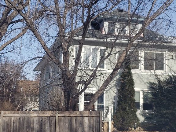3rd image of 667 Marshall Ave