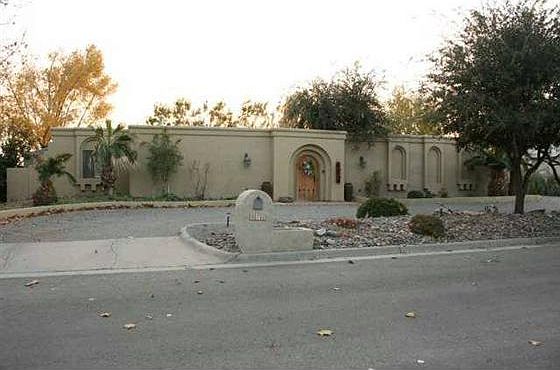 1st image of 848 Lakeway Dr