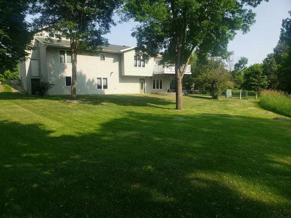 1335 Lori Ave, Detroit Lakes, MN 56501
