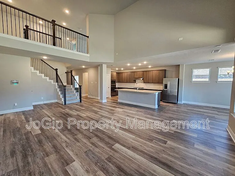 1740 Jamestown Dr — Photo 28