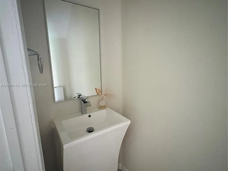 5725 Tuscany Way — Photo 13