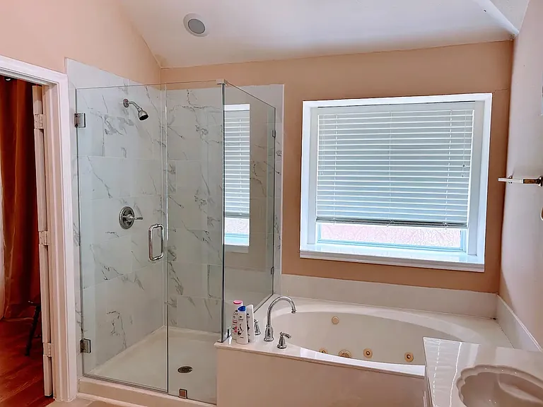 5500 Hill Haven Ct — Photo 9