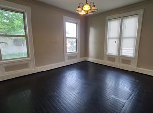 865 Eddy St #1R, Providence, RI 02905