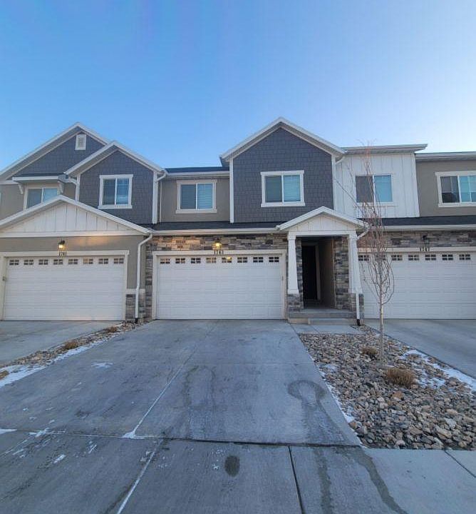 1st image of 1743 W Newcastle Ln