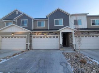 1743 W Newcastle Ln, Saratoga Springs, UT 84045