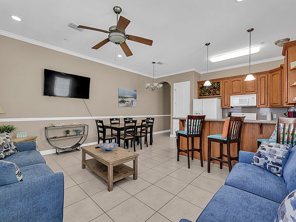 2nd image of 117 E Lantana St #12