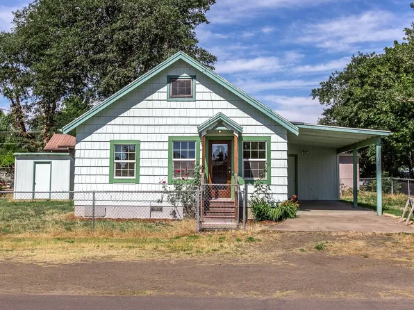 88180 3rd St, Veneta, OR 97487