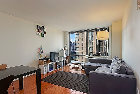 1st image of 455 Main St APT 12K