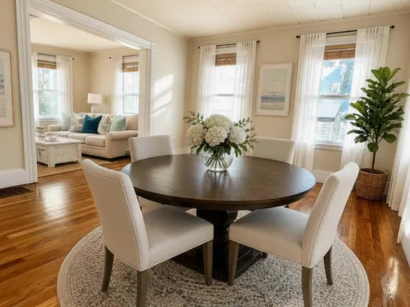 610 Humphrey St #1, Swampscott, MA 01907