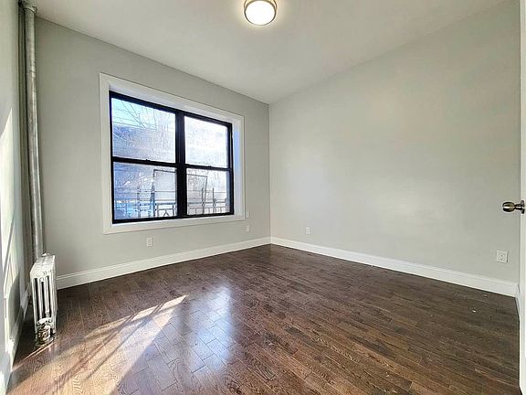5th image of 70 Post Ave APT 3G