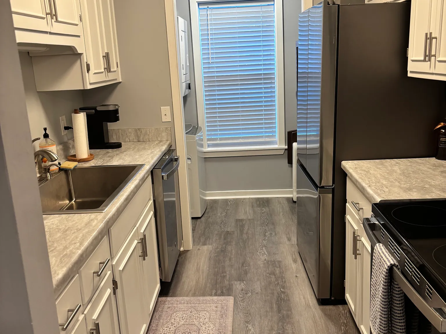 2 bed, 1024 sqft, $2,750 — Photo 3