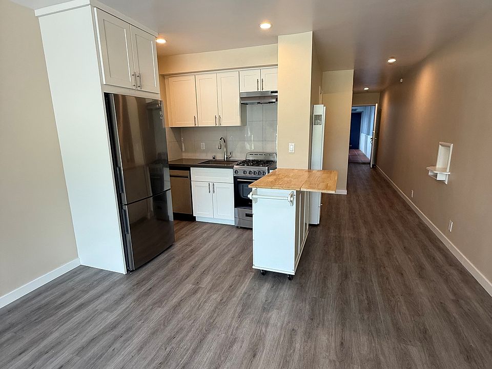 1st image of 2875 Greenwich St APT 203