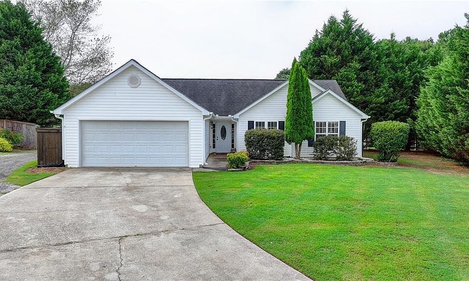 1st image of 7090 Greenridge Dr