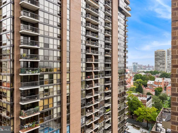 241 S 6th St APT 1402, Philadelphia, PA 19106