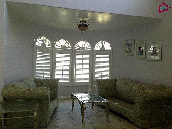 4th image of 107 Mesa Verde Dr