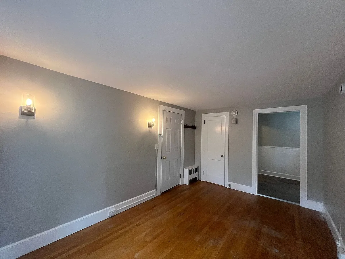 Building Photo - 134 South St #2