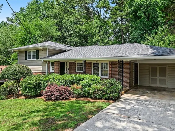 2632 Laurel Ridge Dr, Decatur, GA 30033