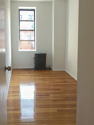 Rented by Dynamik Realty | media 2