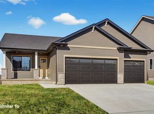 610 NW Atlas Ln, Waukee, IA 50263