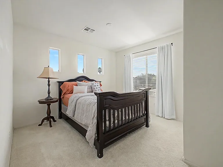 7464 W Potter Dr — Photo 22