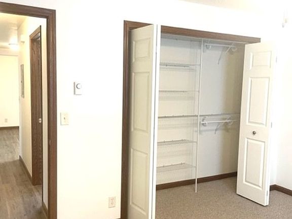 5th image of 4910 Coventry Ct APT 3