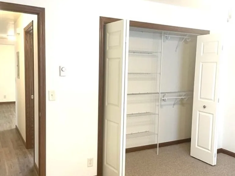 4910 Coventry Ct — Photo 17