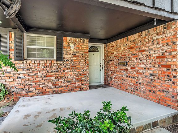 4th image of 3513 Granada Dr