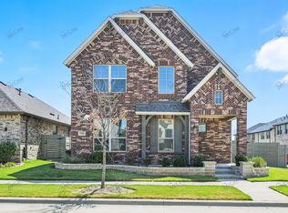 700 Parkside Dr, Argyle, TX 76226