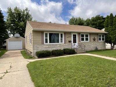 1401 8th Ave NW, Austin, MN, 55912
