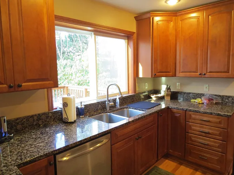 7416 Beaver Creek Ln — Photo 12