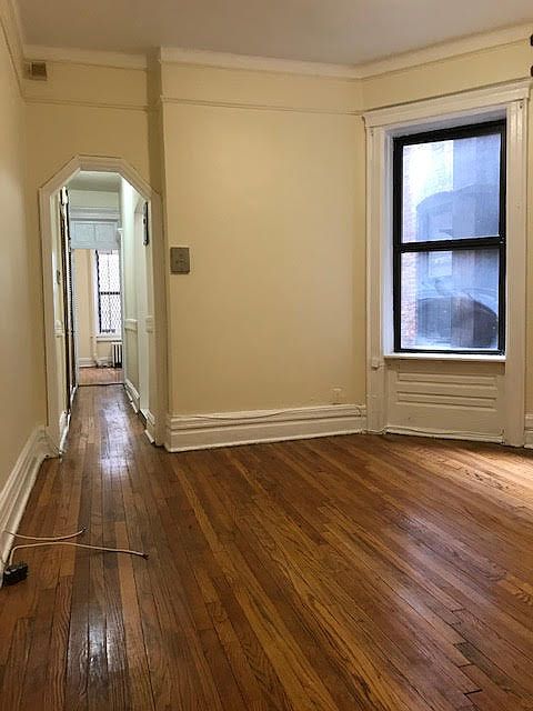 1st image of 564 Amsterdam Ave #4AA