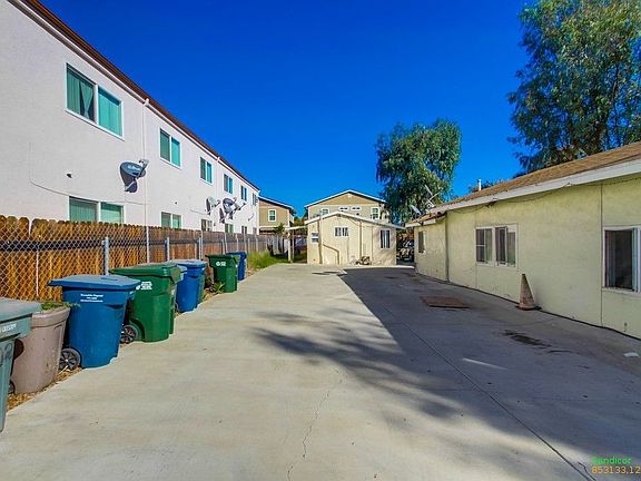 3rd image of 500 N Fig St