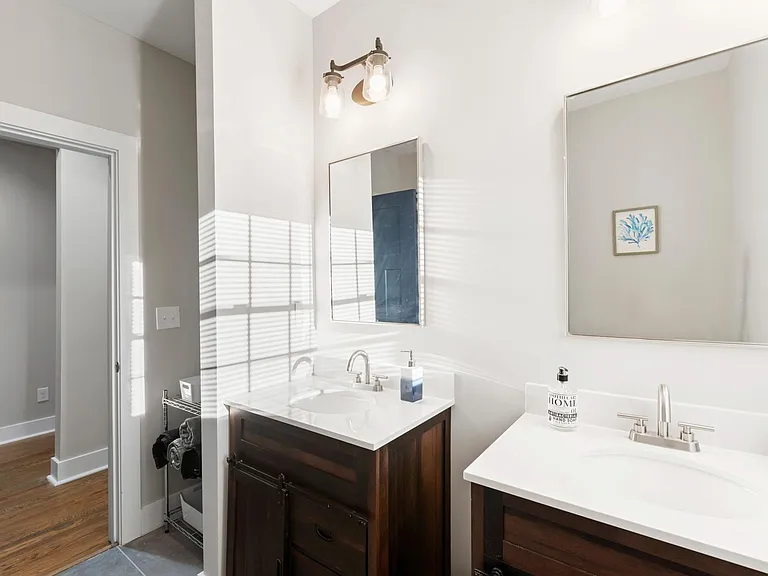 1690 Donald Lee Hollowell Pkwy NW — Photo 22
