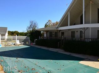 554 Leona Ln, Cleveland, GA 30528