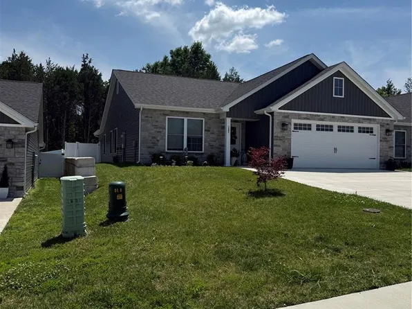1545 Hickory Lndg, De Soto, MO 63020