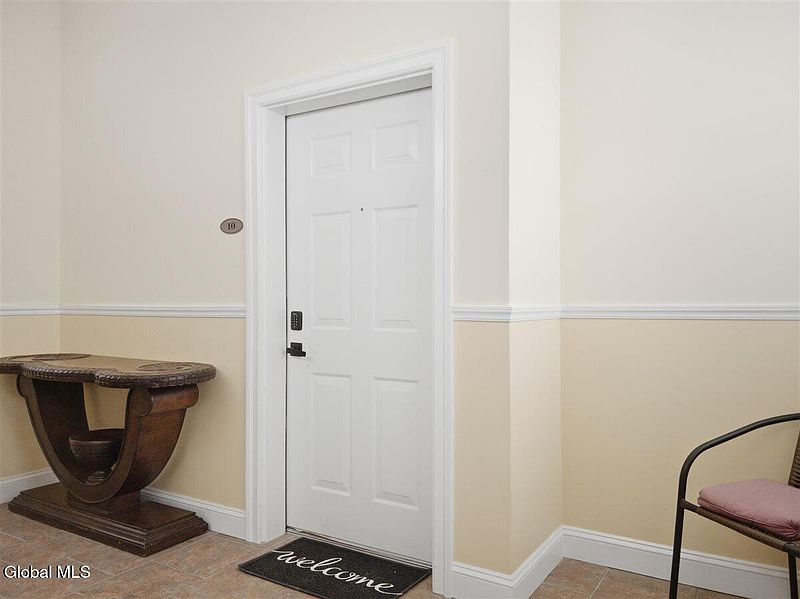 3rd image of 1110 Western Avenue #10