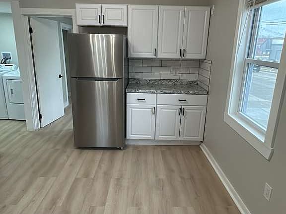 2nd image of 452 Mineral Spring Ave APT 1