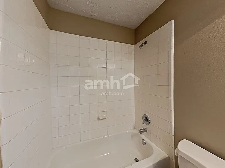 5010 Deerpath Dr — Photo 22