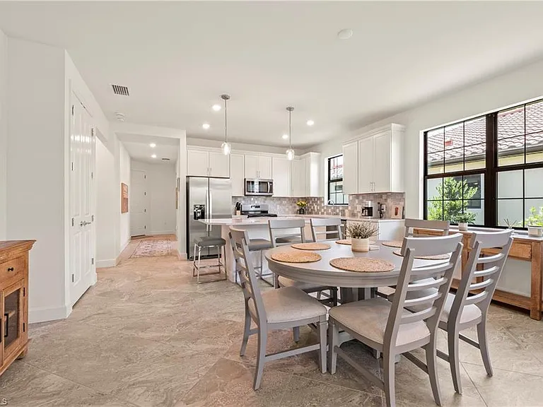 17434 Caravita Ln — Photo 3