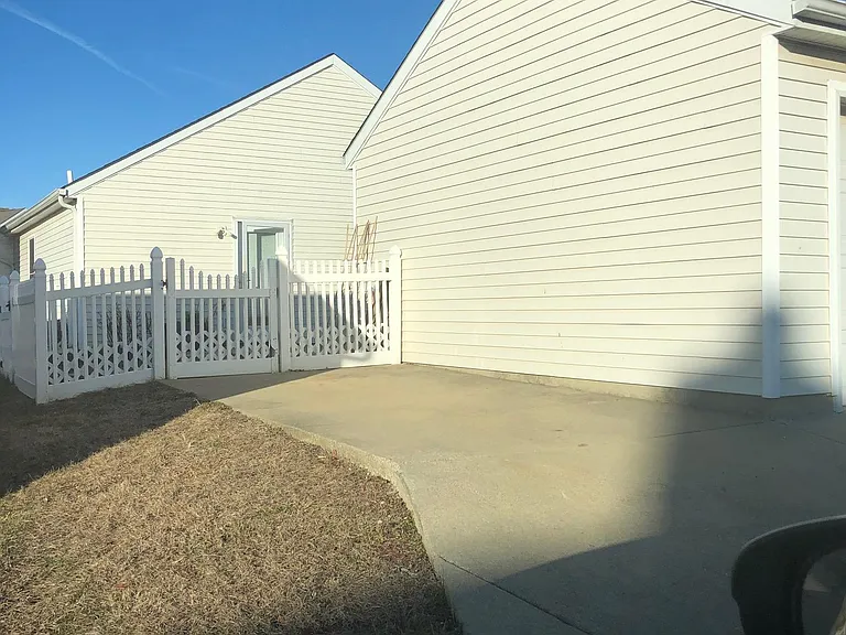 7018 Shanty Creek Dr — Photo 12