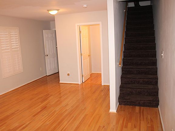 2nd image of 617 E 8th St