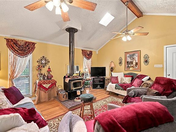 3rd image of 34815 Ernest Stilley Rd